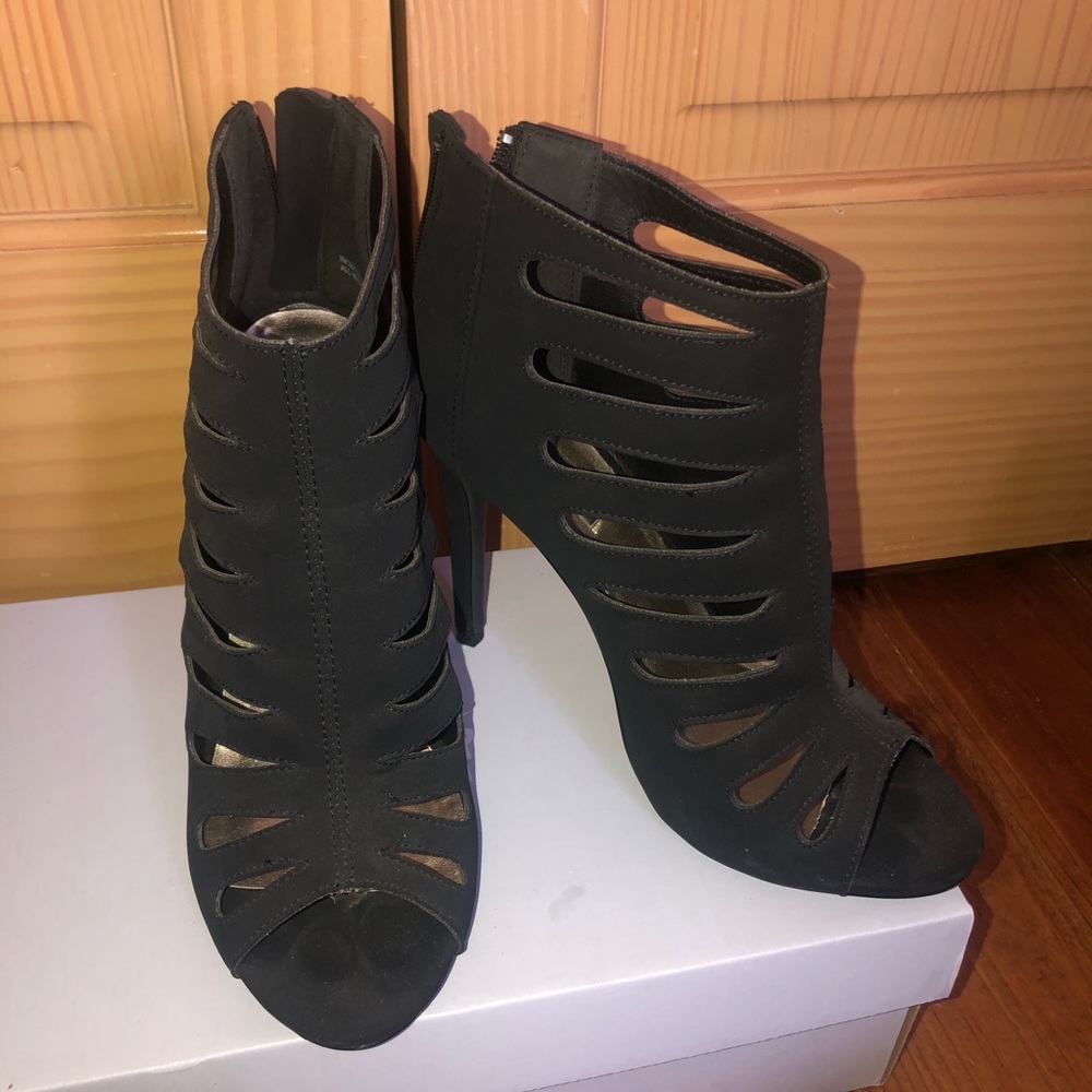 Dollhouse Shoes (heels)
